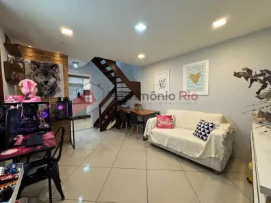Casa de Condomínio com 2 Quartos à venda, 73m² no Irajá, Rio de Janeiro