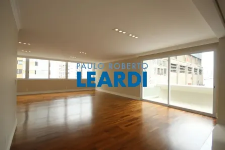Apartamento com 3 Quartos à venda, 210m² no Santa Cecília, São Paulo