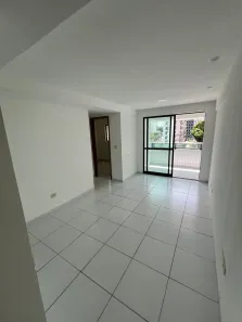 Apartamento com 2 Quartos para alugar, 55m² no Casa Forte, Recife