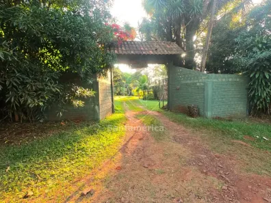 Fazenda/Sítio com 3 Quartos à venda, 280m² no Perobinha, Londrina