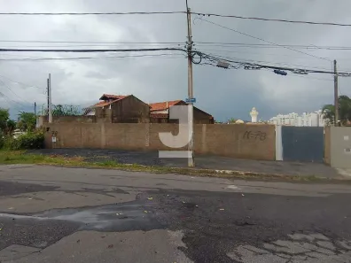 Casa com 1 Quarto à venda, 666m² no Parque São Quirino, Campinas
