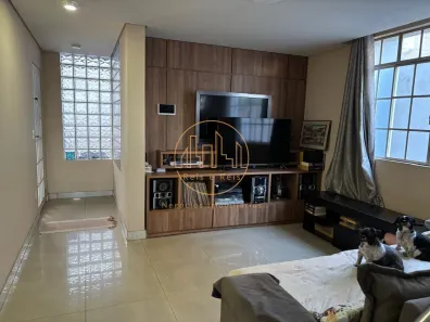 Casa com 5 Quartos à venda, 331m² no Novo Eldorado, Contagem