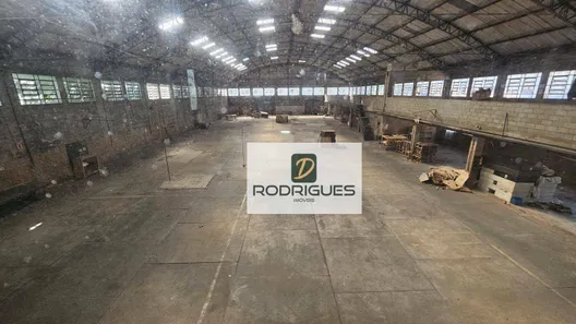 Galpão/Depósito/Armazém para venda ou aluguel, 3800m² no Campestre, Santo André