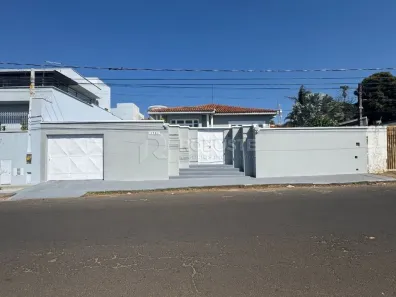 Casa com 4 Quartos à venda, 308m² no Centro, Botucatu