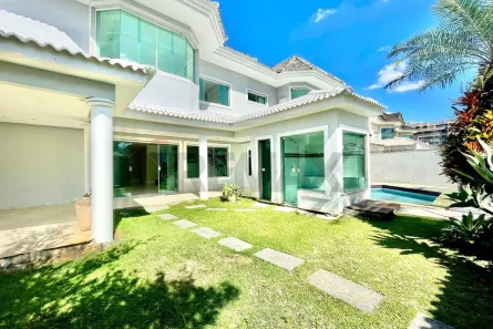 Casa de Condomínio com 5 Quartos para alugar, 594m² no Recreio dos Bandeirantes, Rio de Janeiro