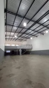 Galpão/Depósito/Armazém para alugar, 351m² no Jardim Pilar, Mauá