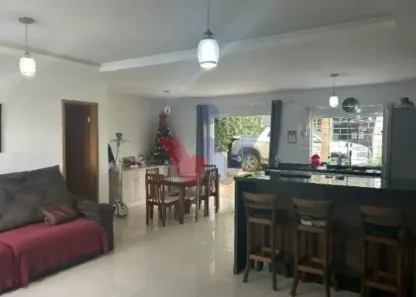 Casa com 3 Quartos à venda, 250m² no Bairro Alto, Curitiba