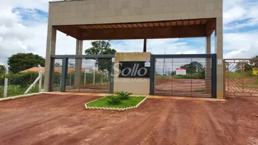 Fazenda/Sítio com 4 Quartos à venda, 216m² no Área Rural de Uberlândia, Uberlândia