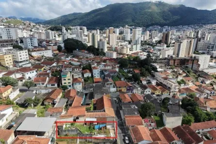 Lote/Terreno à venda, 300m² no Centro, Poços de Caldas