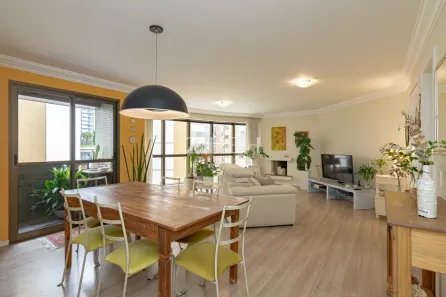 Apartamento com 3 Quartos à venda, 121m² no Mossunguê, Curitiba