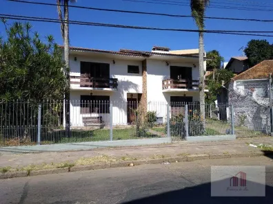Sobrado com 5 Quartos à venda, 300m² no Jardim Carvalho, Porto Alegre