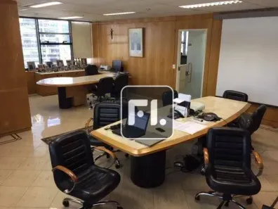 Sala Comercial para alugar, 222m² no Vila Olímpia, São Paulo