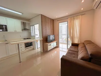 Apartamento com 2 Quartos para alugar, 70m² no Barreiros, São José