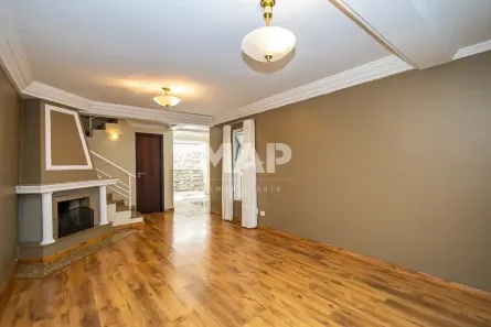 Sobrado com 3 Quartos à venda, 149m² no Jardim Social, Curitiba