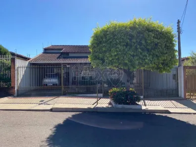 Casa com 3 Quartos à venda, 215m² no Leonor, Londrina