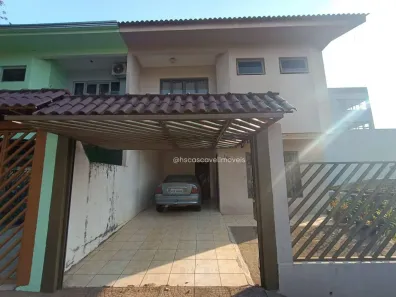 Sobrado com 4 Quartos à venda, 254m² no Centro, Cascavel