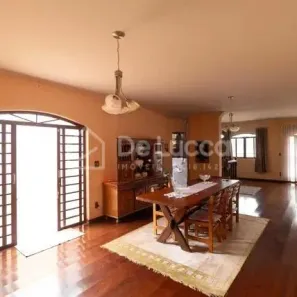 Sobrado com 4 Quartos para alugar, 280m² no Vila Brandina, Campinas