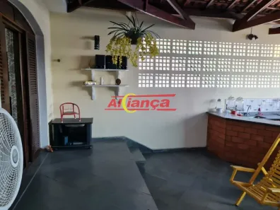 Casa com 3 Quartos à venda, 296m² no Vila Camargos, Guarulhos