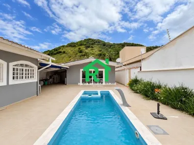 Casa com 4 Quartos à venda, 150m² no Guaiúba, Guarujá