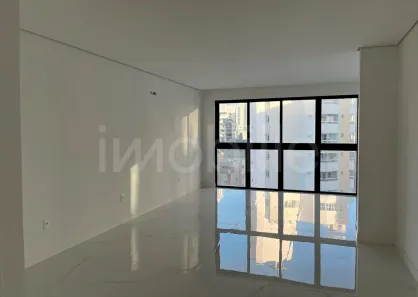 Apartamento com 3 Quartos à venda, 113m² no Centro, Balneário Camboriú