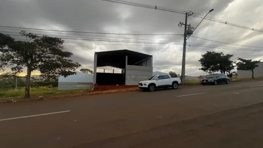 Galpão/Depósito/Armazém à venda, 450m² no Indústrias Leves, Londrina