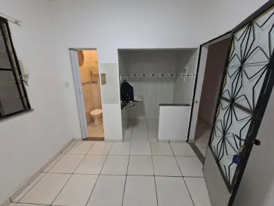 Kitnet com 1 Quarto para alugar, 20m² no Ramos, Rio de Janeiro