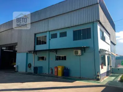 Galpão/Depósito/Armazém para venda ou aluguel, 900m² no Imboassica, Macaé