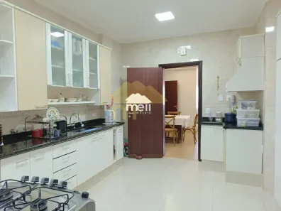 Apartamento com 3 Quartos à venda, 168m² no Vila Santa Helena, Presidente Prudente