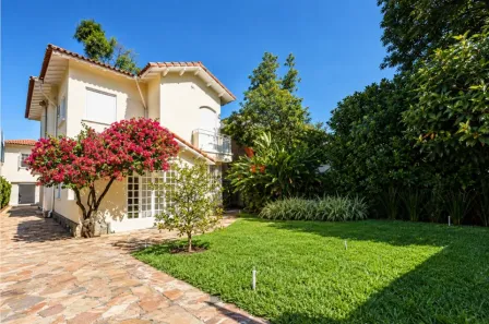 Casa com 3 Quartos para alugar, 250m² no Jardim Europa, São Paulo