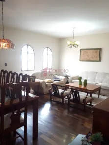 Sobrado com 7 Quartos à venda, 473m² no Jardim Petrópolis, Jundiaí
