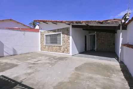 Casa com 3 Quartos à venda, 130m² no Balneário Stella Maris, Peruíbe