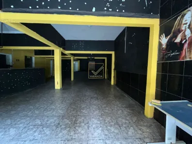 Ponto Comercial à venda, 438m² no Floresta, Belo Horizonte