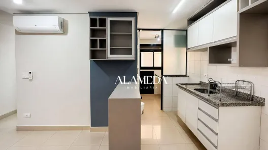 Apartamento com 3 Quartos para alugar, 66m² no Centro, Londrina