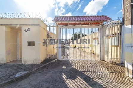Sobrado com 3 Quartos à venda, 102m² no Uberaba, Curitiba