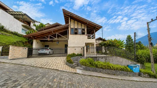 Casa com 3 Quartos à venda, 232m² no Wunderwald, Pomerode