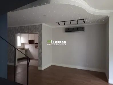 Casa com 3 Quartos à venda, 125m² no Parque Assunção, Taboão da Serra