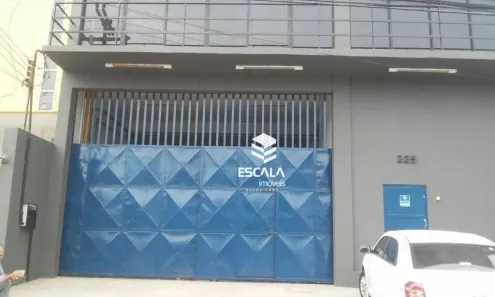 Galpão/Depósito/Armazém à venda, 650m² no Fátima, Fortaleza