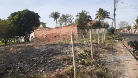 Lote/Terreno à venda, 600m² no Shopping Park, Uberlândia