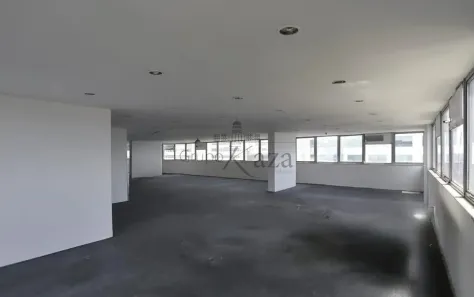 Prédio Comercial para alugar, 200m² no Consolação, São Paulo