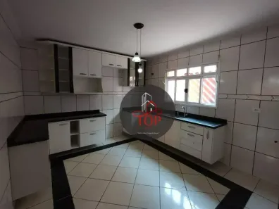Sobrado com 3 Quartos para venda ou aluguel, 140m² no Vila Tibiriçá, Santo André