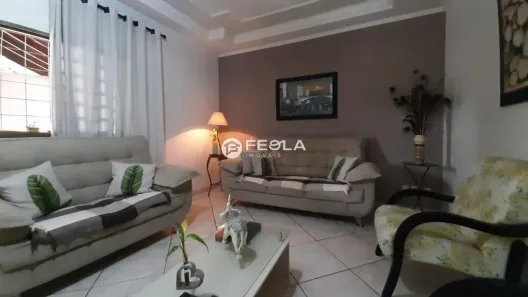 Casa com 3 Quartos à venda, 225m² no Vila Molon, Americana