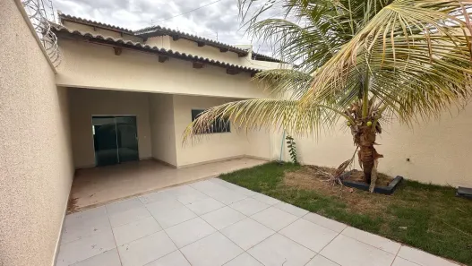 Casa com 3 Quartos à venda, 111m² no Setor Cristina II, Trindade