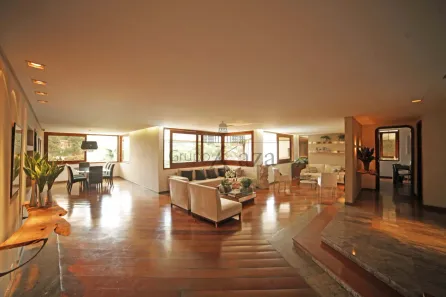 Casa com 5 Quartos à venda, 474m² no Jardim Guedala, São Paulo