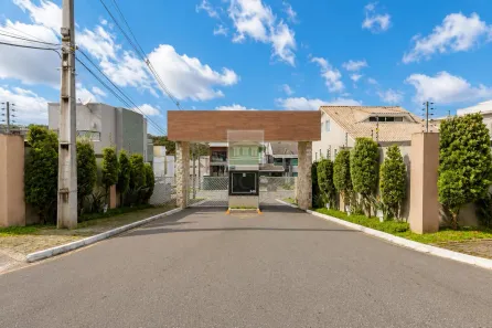 Casa com 1 Quarto à venda, 282m² no Santa Cândida, Curitiba