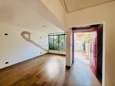Casa com 2 Quartos para alugar, 190m² no Vila Nova Conceição, São Paulo