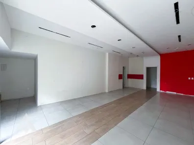 Ponto Comercial para alugar, 75m² no Centro, Blumenau