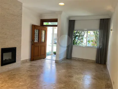 Casa de Condomínio com 3 Quartos para alugar, 227m² no Vila Nova Caledônia, São Paulo