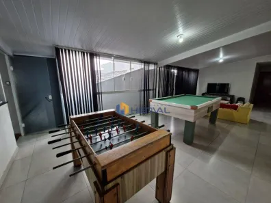 Sobrado com 4 Quartos à venda, 170m² no Jardim Castelo, Sarandi