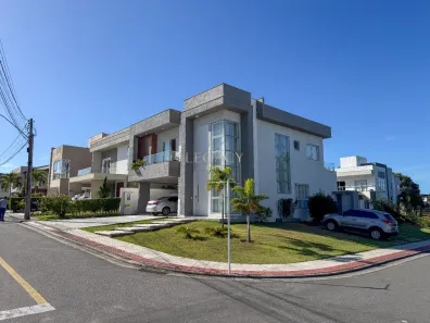 Casa com 4 Quartos à venda, 255m² no Boulevard Lagoa, Serra