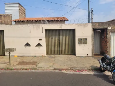 Casa com 2 Quartos para alugar, 59m² no Santa Rosa, Uberlândia